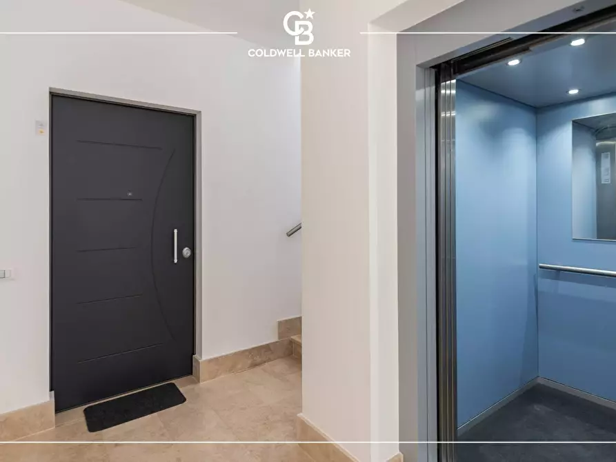 Immagine 27 di Appartamento in vendita  in Via Luigi Einaudi 8 a Marino