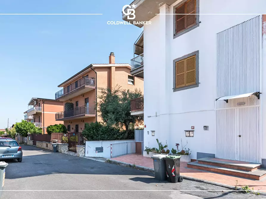 Immagine 2 di Appartamento in vendita  in Via Libero Tubino 2B a Ciampino