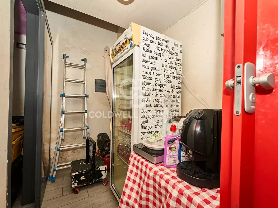 Immagine 9 di Attività commerciale in vendita  in Viale dei Tritoni 52 a Tarquinia