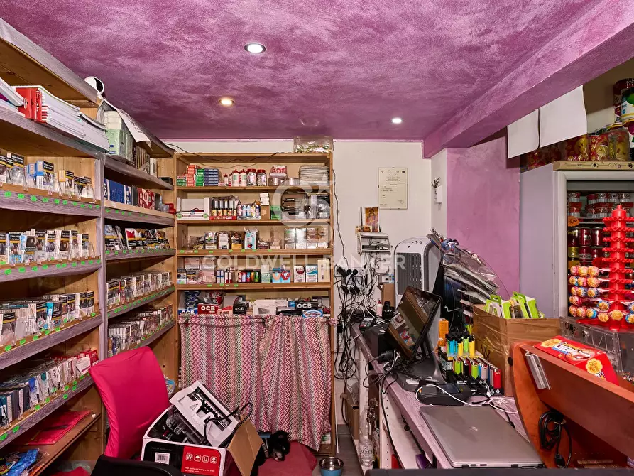 Immagine 16 di Attività commerciale in vendita  in Viale dei Tritoni 52 a Tarquinia