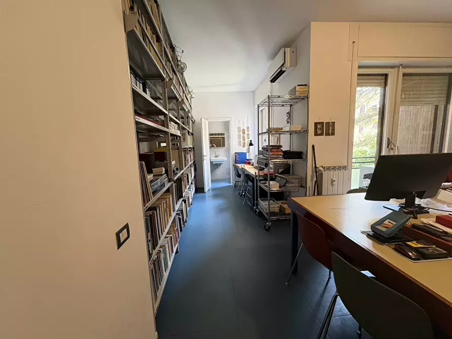 Immagine 17 di Ufficio in affitto  in Via Giuseppe  Mazzini 4 /4a a Roma
