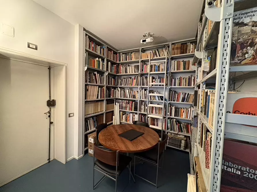 Immagine 14 di Ufficio in affitto  in Via Giuseppe  Mazzini 4 /4a a Roma