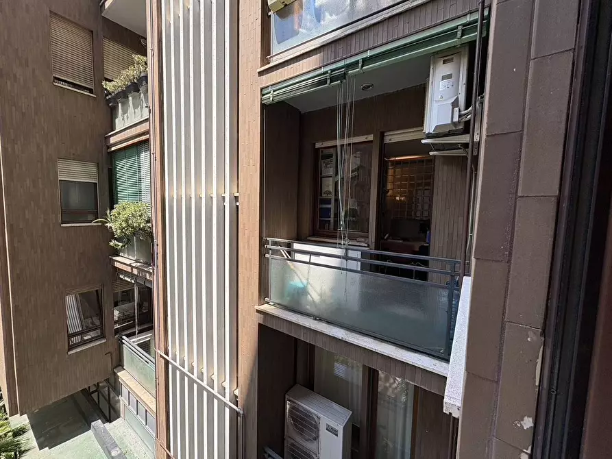 Immagine 11 di Ufficio in affitto  in Via Giuseppe  Mazzini 4 /4a a Roma