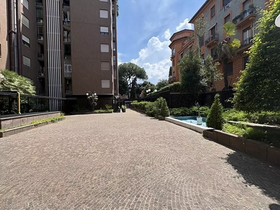 Immagine 30 di Ufficio in affitto  in Via Giuseppe  Mazzini 4 /4a a Roma