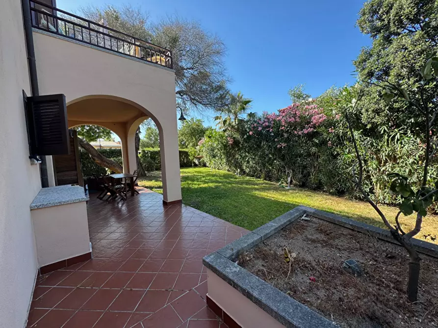Immagine 4 di Appartamento in vendita  in via GRAMSCI 144 a San Teodoro