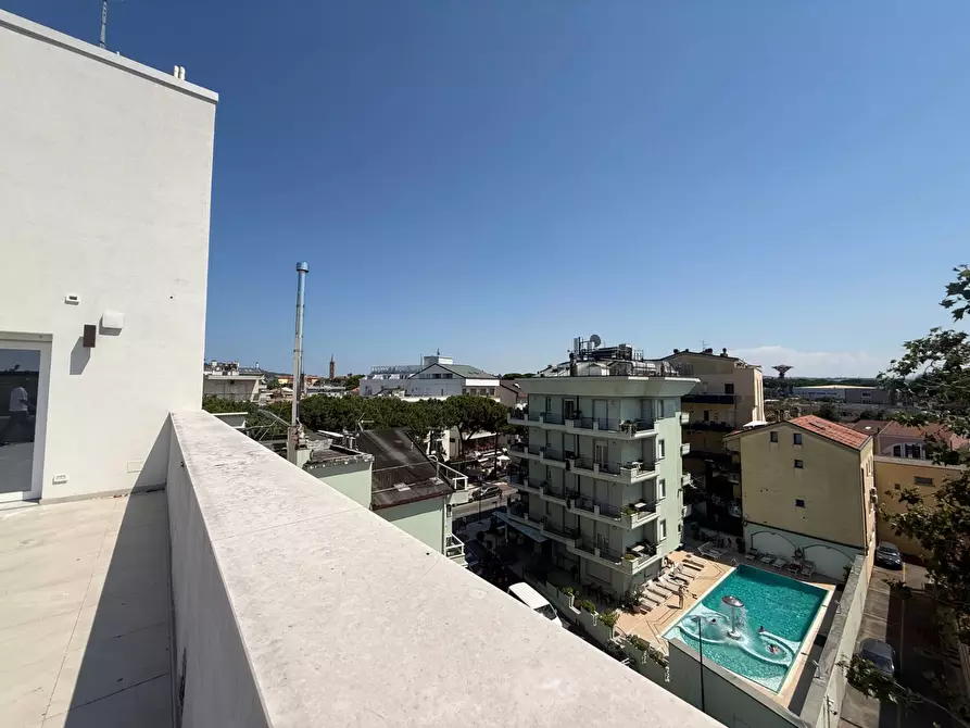 Immagine 17 di Attico in vendita  in Via Fiume a Cattolica