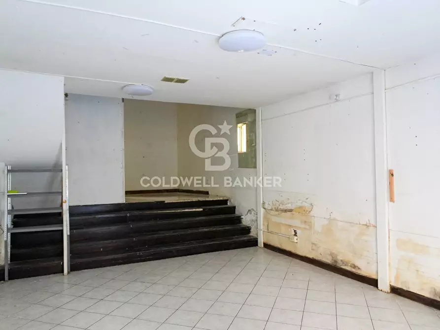 Immagine 3 di Locale commerciale in affitto  in Via Piemonte 7 a Acireale