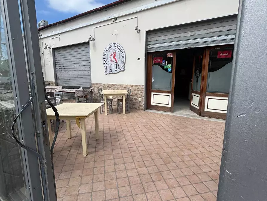 Immagine 1 di Attività commerciale in affitto  in via palmiro togliatti a San Giorgio A Cremano