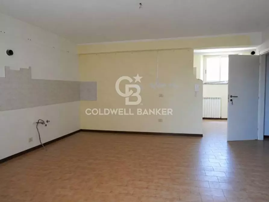 Immagine 14 di Palazzo in vendita  in via trieste 30 a Linguaglossa