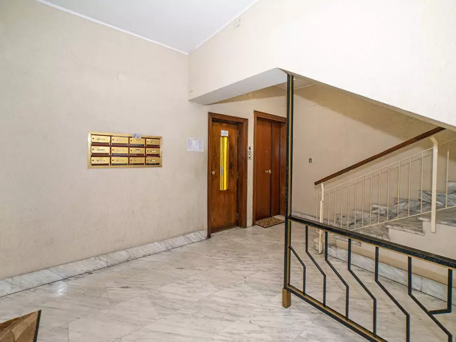 Immagine 7 di Appartamento in vendita  in Via Pasquale Revoltella 92 a Roma