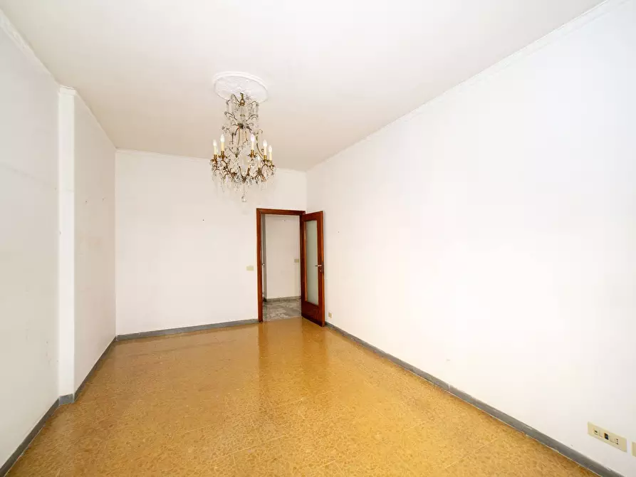 Immagine 11 di Appartamento in vendita  in Via Pasquale Revoltella 92 a Roma