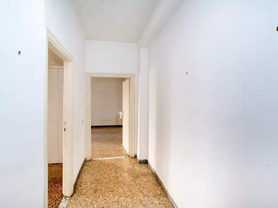 Immagine 15 di Appartamento in vendita  in Via Pasquale Revoltella 92 a Roma
