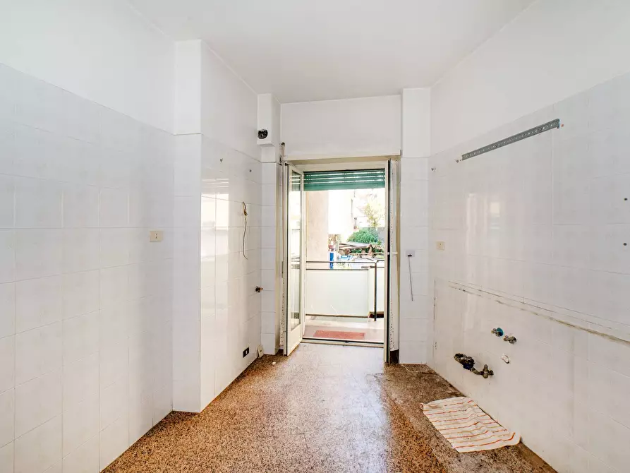 Immagine 16 di Appartamento in vendita  in Via Pasquale Revoltella 92 a Roma