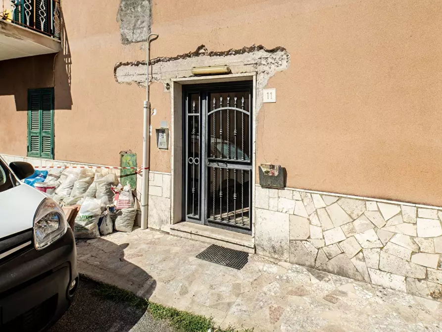 Immagine 7 di Appartamento in vendita  in Via Corleto Perticara 11 a Roma