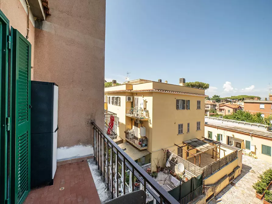 Immagine 27 di Appartamento in vendita  in Via Corleto Perticara 11 a Roma