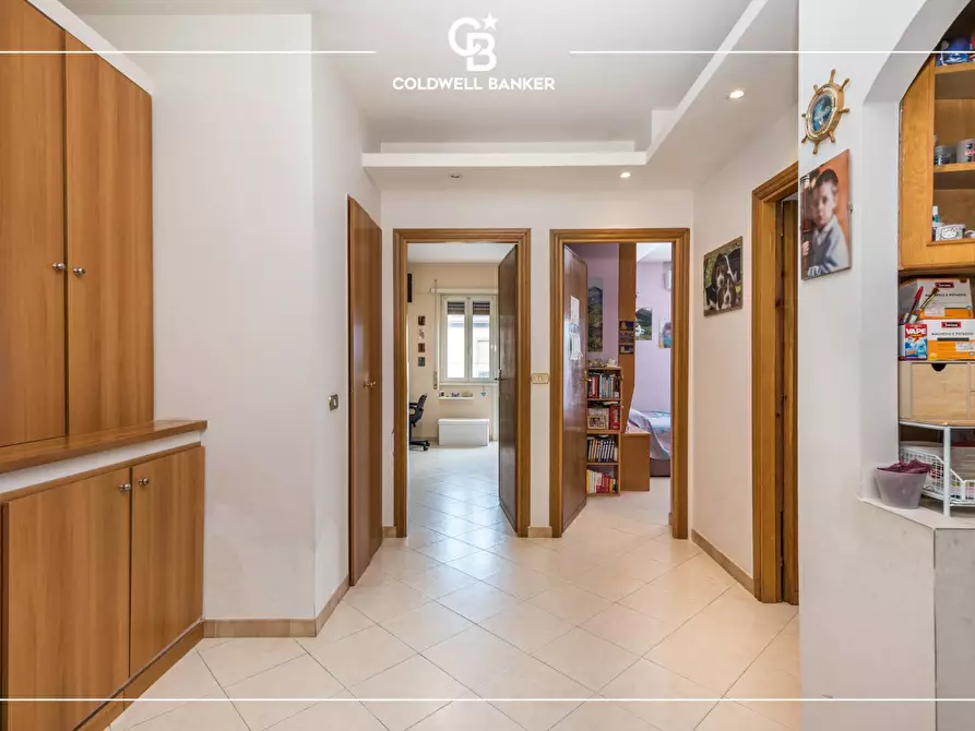 Immagine 7 di Appartamento in vendita  in Via Placanica 45 a Roma