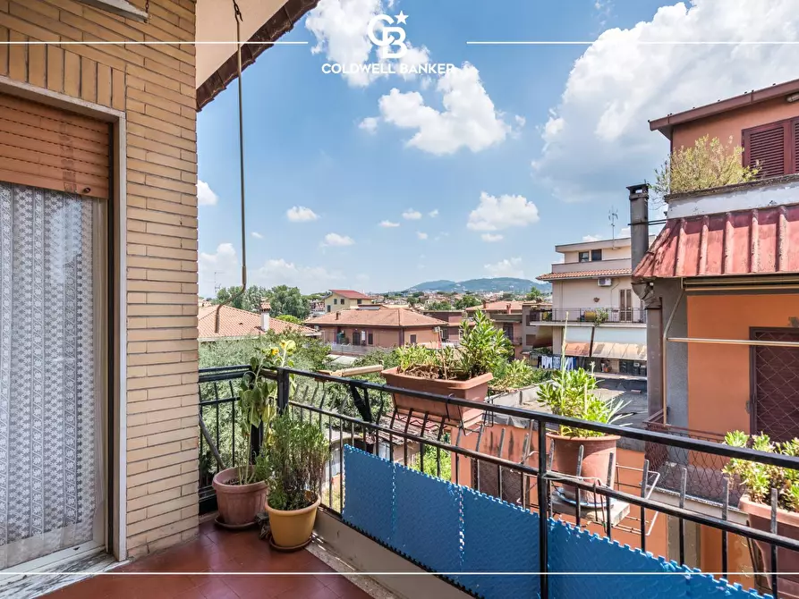 Immagine 18 di Appartamento in vendita  in Via Placanica 45 a Roma
