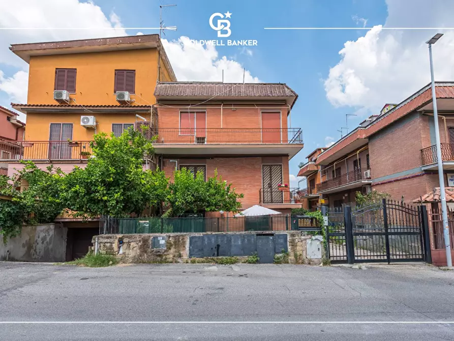 Immagine 23 di Appartamento in vendita  in Via Placanica 45 a Roma