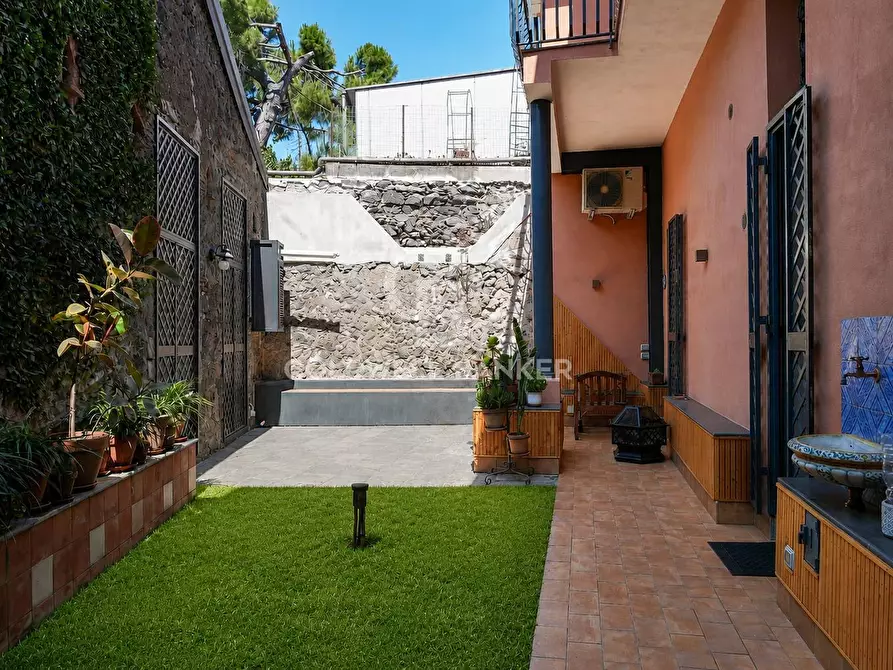Immagine 19 di Casa indipendente in vendita  in Via Bonaccorsi 17 a Catania