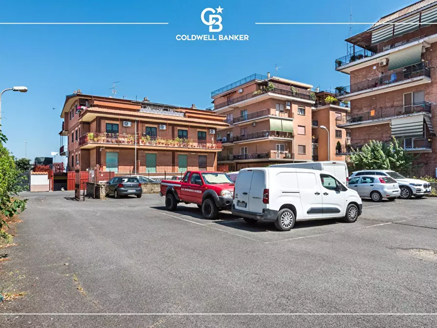 Immagine 3 di Box auto in vendita  in Via Afro Tondelli 21 a Ciampino