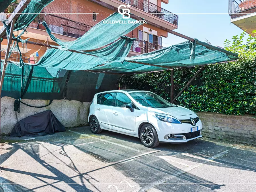 Immagine 4 di Box auto in vendita  in Via Afro Tondelli 21 a Ciampino