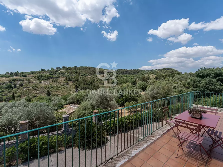 Immagine 25 di Villa in vendita  in Via Barone Salvatore Ferla di Tristaino a Palazzolo Acreide
