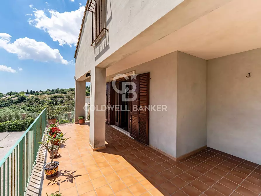Immagine 37 di Villa in vendita  in Via Barone Salvatore Ferla di Tristaino a Palazzolo Acreide