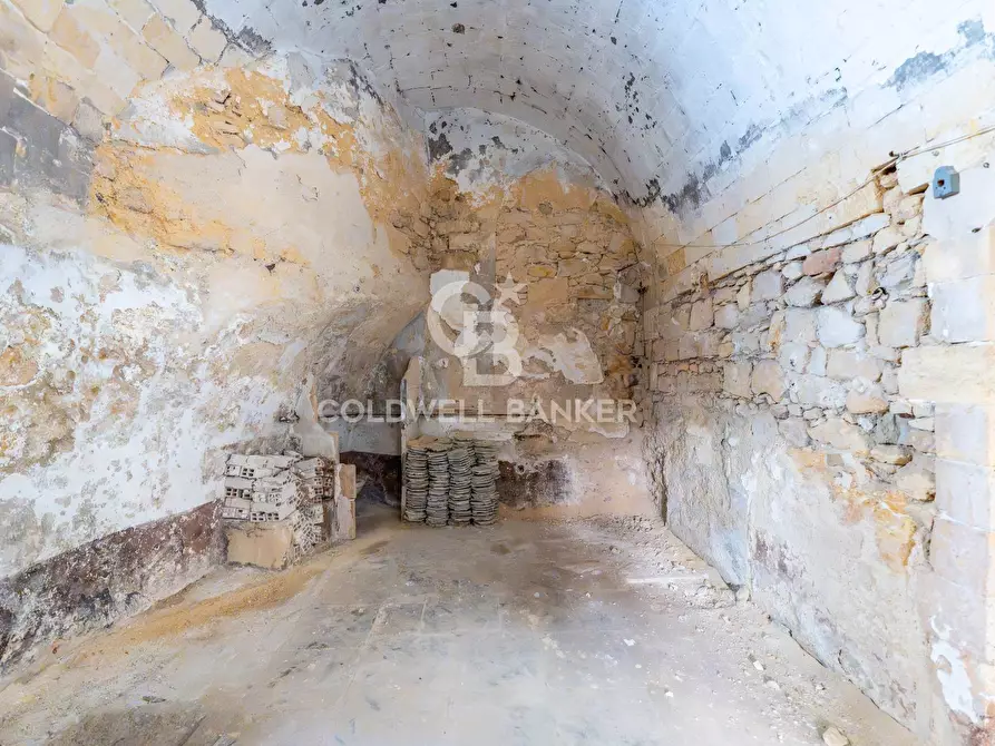 Immagine 45 di Palazzo in vendita  in Via Messina 37 a Buccheri