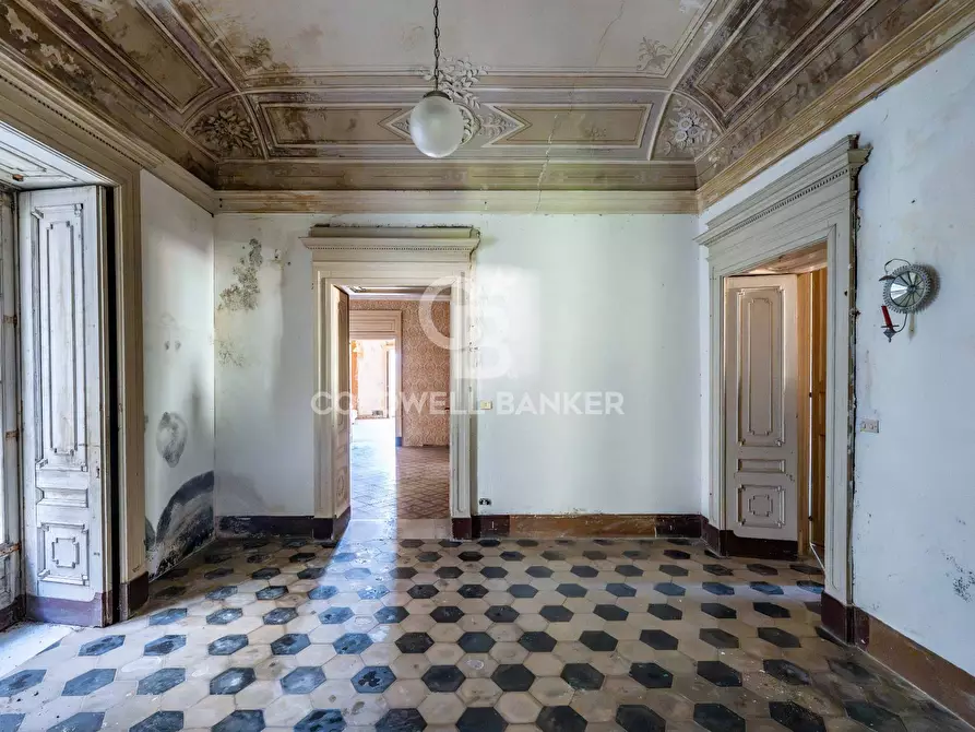 Immagine 23 di Palazzo in vendita  in Via Messina 37 a Buccheri