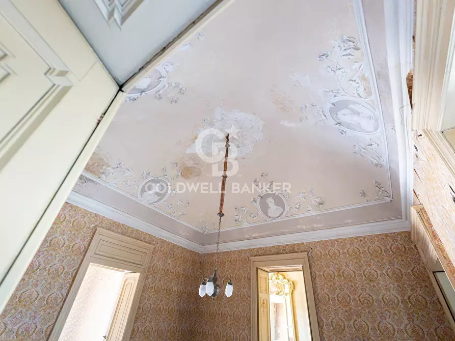 Immagine 15 di Palazzo in vendita  in Via Messina 37 a Buccheri