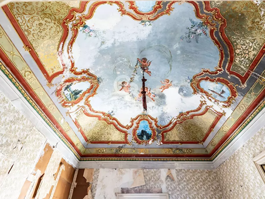 Immagine 11 di Palazzo in vendita  in Via Messina 37 a Buccheri