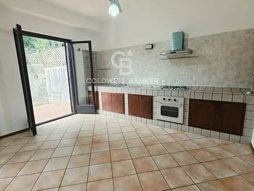 Immagine 10 di Villa in vendita  in Via Alcaloro Petrone 16/B - 16/C a Viagrande