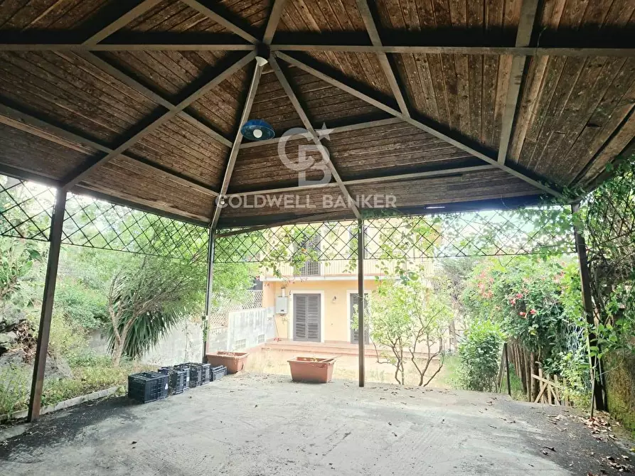 Immagine 29 di Villa in vendita  in Via Alcaloro Petrone 16/B - 16/C a Viagrande