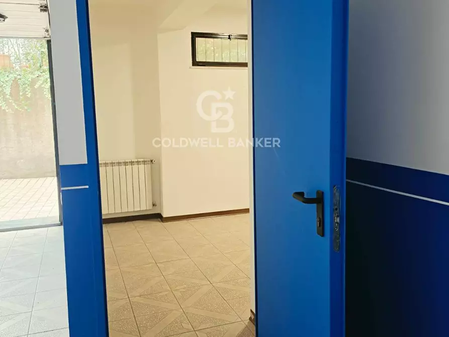 Immagine 35 di Villa in vendita  in Via Alcaloro Petrone 16/B - 16/C a Viagrande