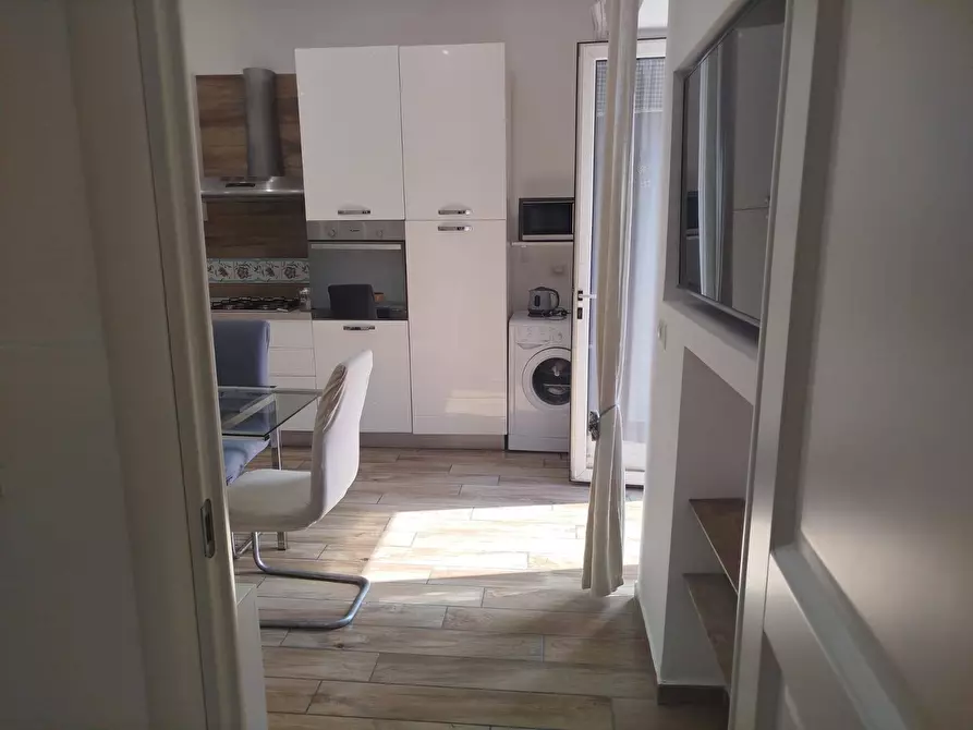 Immagine 4 di Appartamento in vendita  in VIA DEL PARCO CARELLI a Napoli