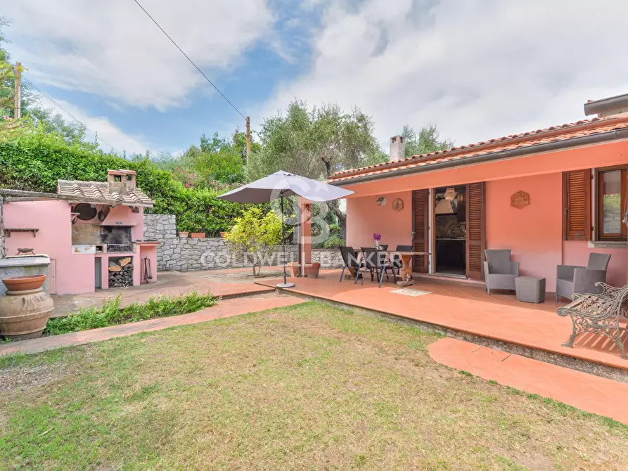 Immagine 1 di Villa in vendita  in Via di Lavacchio a Marciana