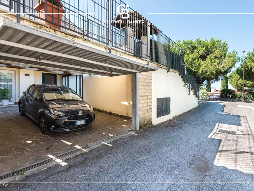 Immagine 36 di Villa in vendita  in Via Svezia 11 a Albano Laziale