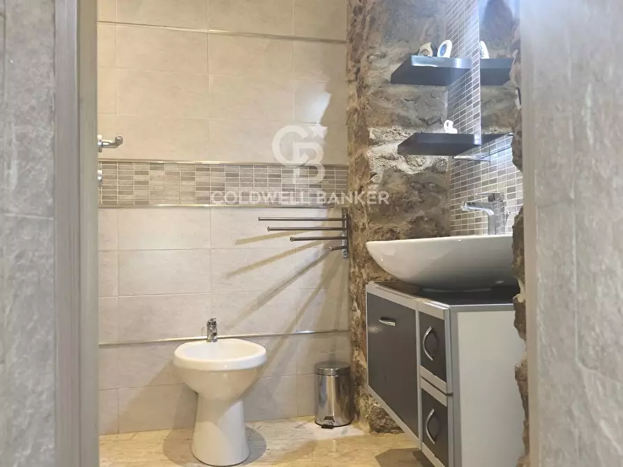 Immagine 9 di Appartamento in vendita  in via San Pietro 7 a Caltagirone