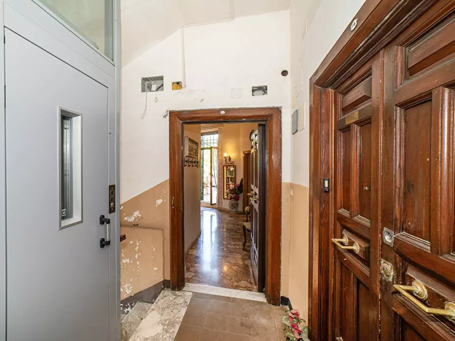 Immagine 16 di Attico in vendita  in Via Galileo Ferraris 19 a Roma