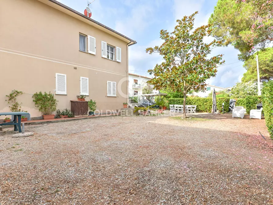 Immagine 37 di Appartamento in vendita  in Viale G. Pietri a Campo Nell'elba