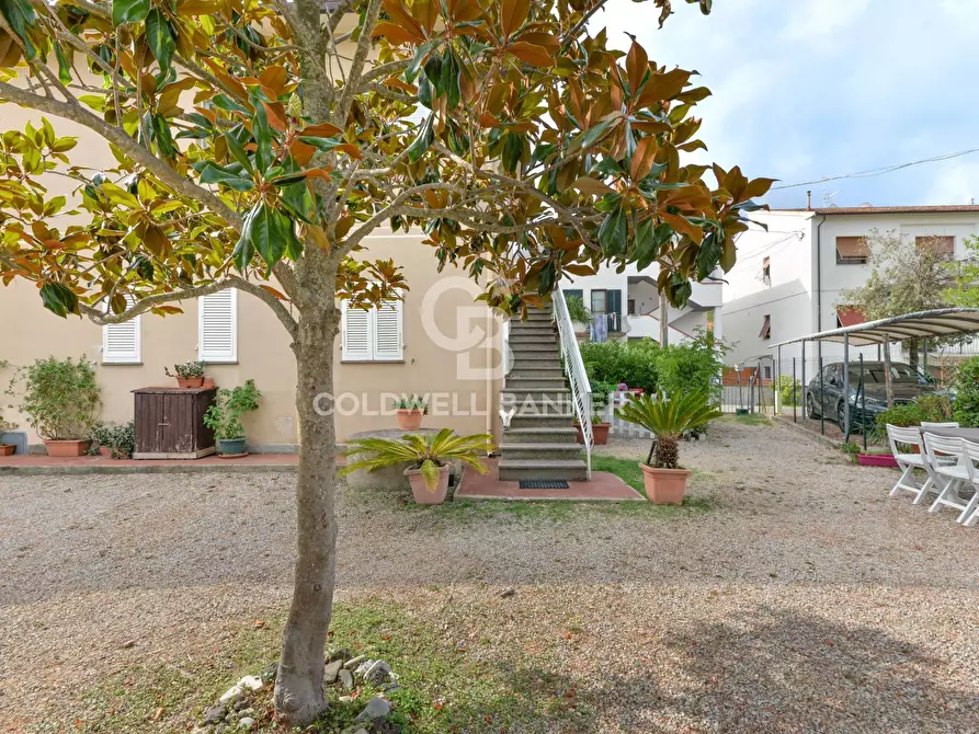 Immagine 35 di Appartamento in vendita  in Viale G. Pietri a Campo Nell'elba