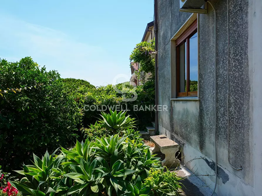 Immagine 27 di Casa semindipendente in vendita  in Via Litteri 214 a Aci Castello