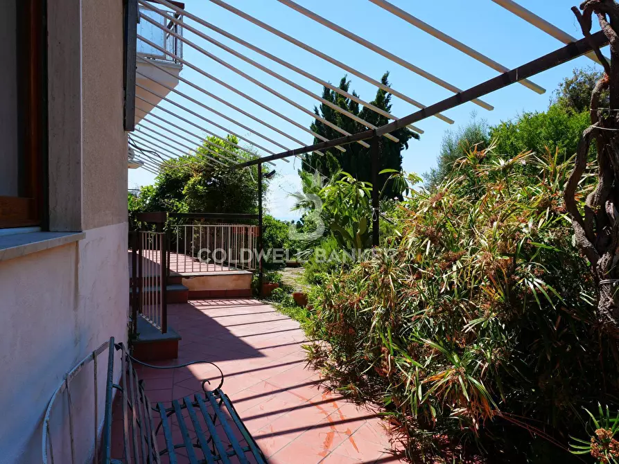 Immagine 30 di Casa semindipendente in vendita  in Via Litteri 214 a Aci Castello