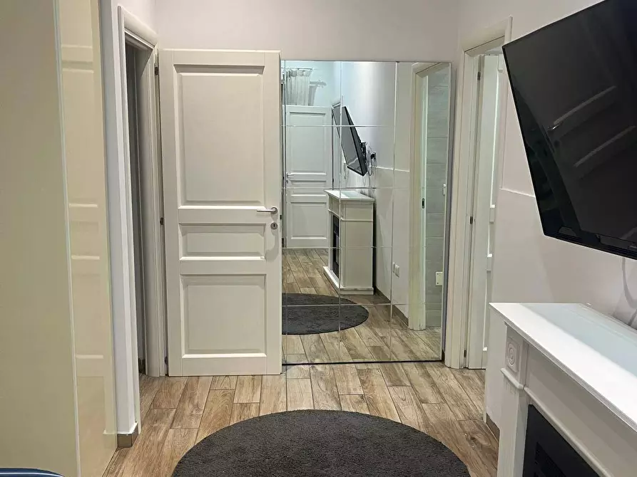 Immagine 12 di Appartamento in vendita  in VIA DEL PARCO CARELLI a Napoli