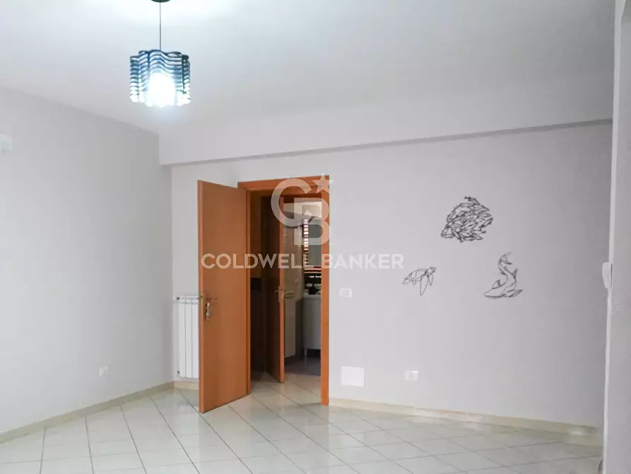 Immagine 3 di Appartamento in vendita  in Via Michelangelo Buonarroti 11 a Aci Catena
