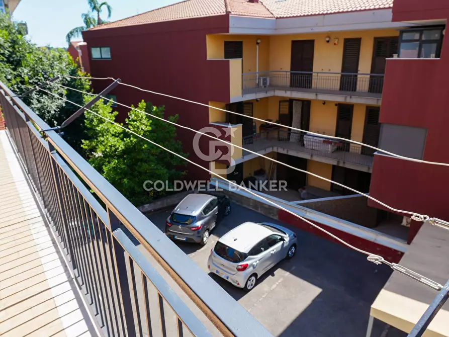 Immagine 20 di Appartamento in vendita  in Via Michelangelo Buonarroti 11 a Aci Catena
