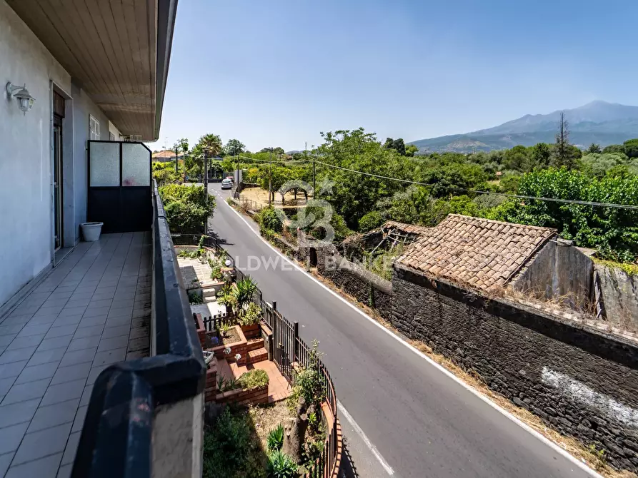 Immagine 19 di Appartamento in vendita  in Via Ispica 96 a Acireale