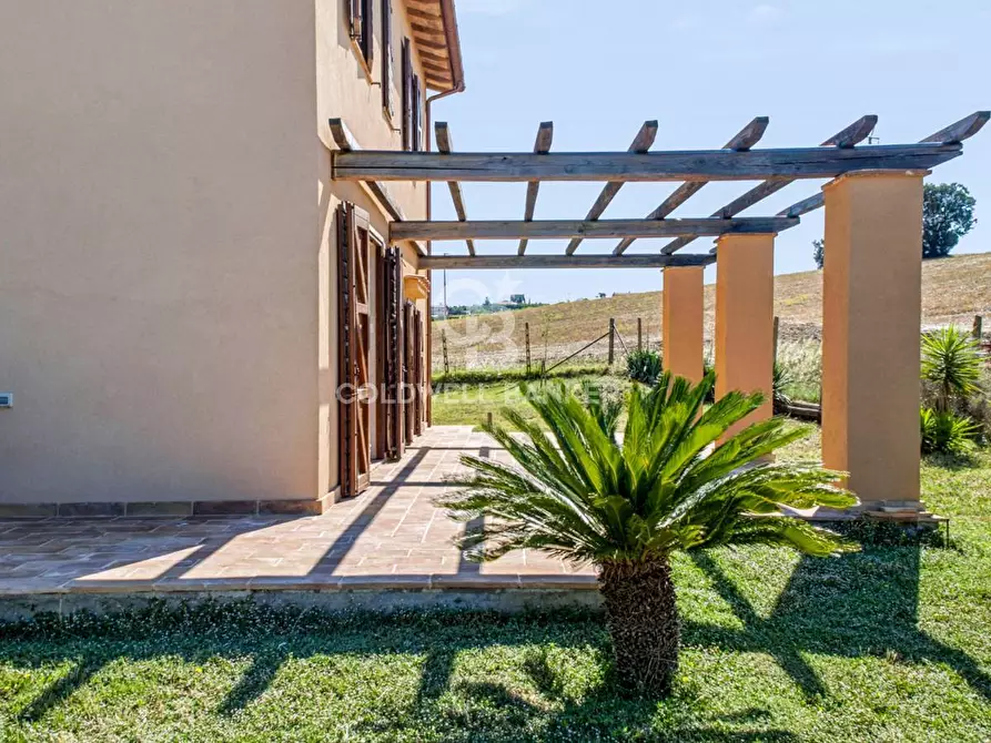 Immagine 2 di Villa in vendita  in Via del Boligname Gramiccia 10 a Tarquinia