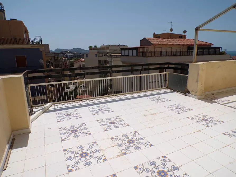 Immagine 3 di Attico in vendita  in via dei Passeri 12 a Cagliari