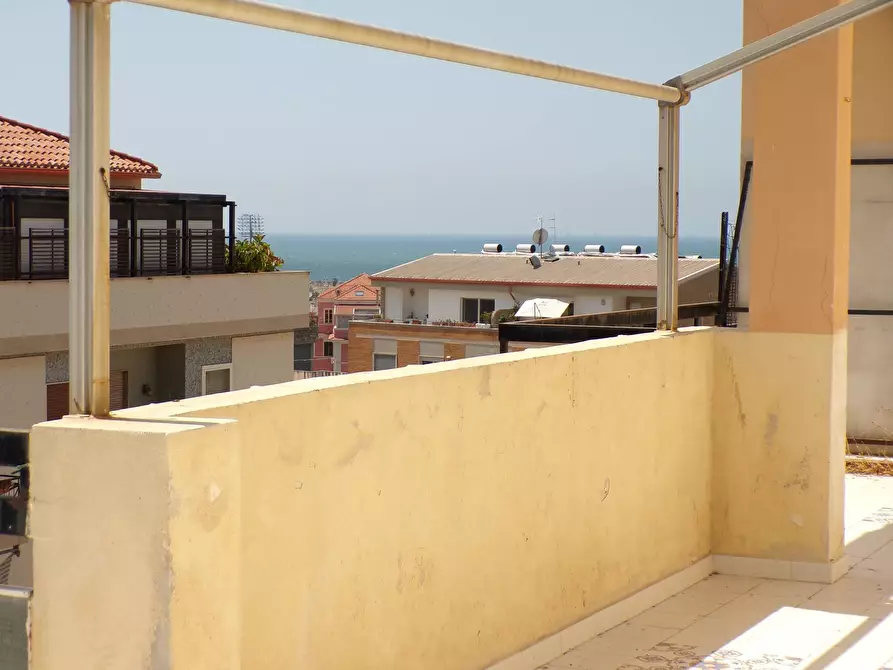 Immagine 2 di Attico in vendita  in via dei Passeri 12 a Cagliari